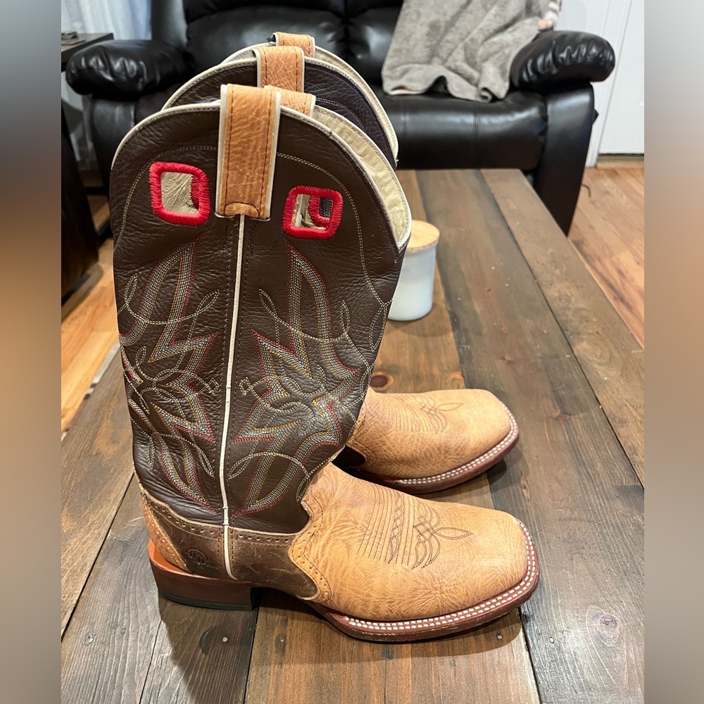Double H Square Toe Boots. Worn once or twice. Like new condition. Worn twice.